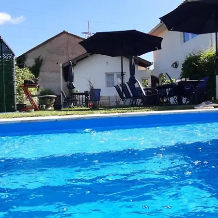 Apartment Merona With Swimming Pool Trebinje Exterior photo