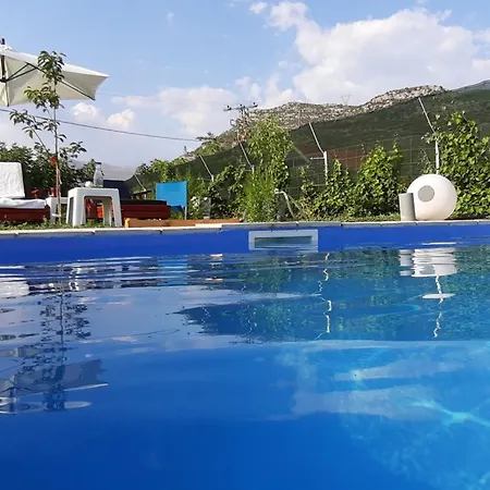 Apartment Merona With Swimming Pool Trebinje Room photo