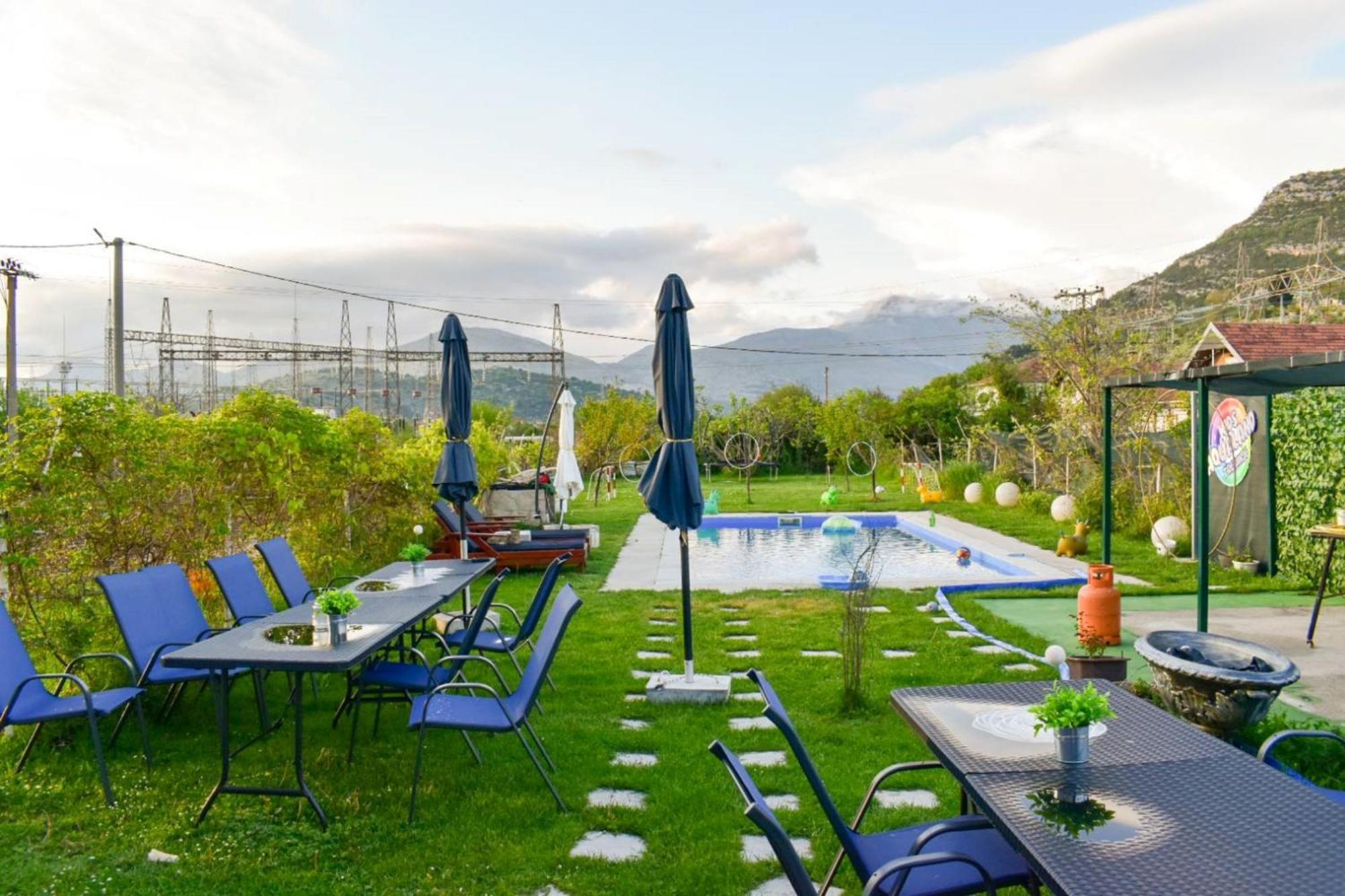 Merona With Swimming Pool Trebinje